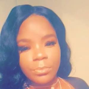 Meet your Posher, Nina